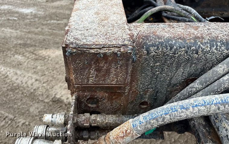 image for item ED2409 2009 International WorkStar 7500 truck cab and chassis