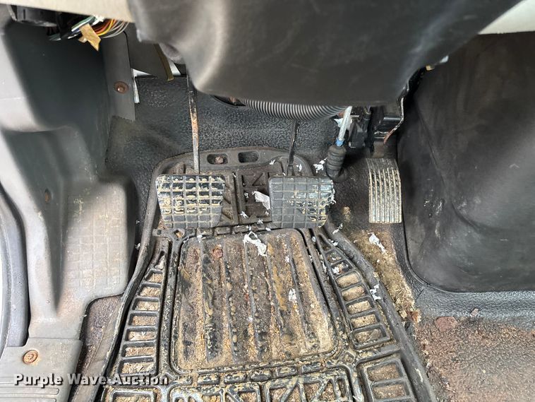 image for item ED2409 2009 International WorkStar 7500 truck cab and chassis