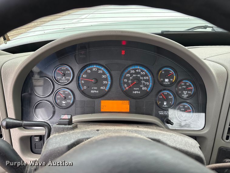 image for item ED2409 2009 International WorkStar 7500 truck cab and chassis