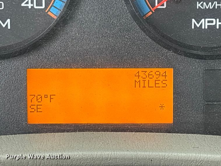 image for item ED2409 2009 International WorkStar 7500 truck cab and chassis