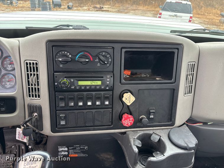 image for item ED2409 2009 International WorkStar 7500 truck cab and chassis