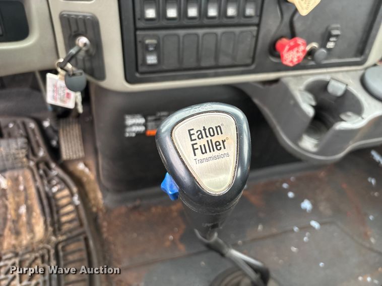 image for item ED2409 2009 International WorkStar 7500 truck cab and chassis