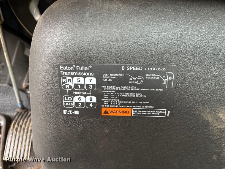 image for item ED2409 2009 International WorkStar 7500 truck cab and chassis