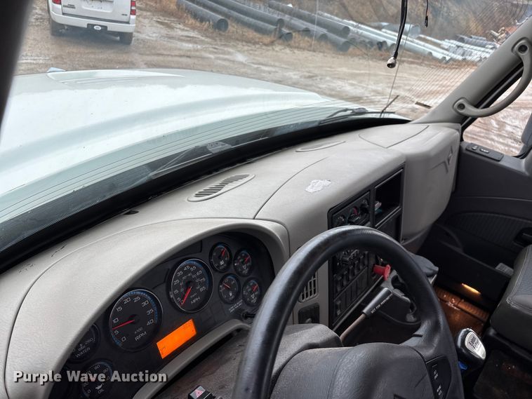 image for item ED2409 2009 International WorkStar 7500 truck cab and chassis