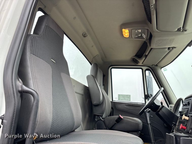 image for item ED2409 2009 International WorkStar 7500 truck cab and chassis