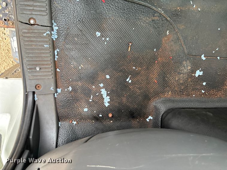 image for item ED2409 2009 International WorkStar 7500 truck cab and chassis