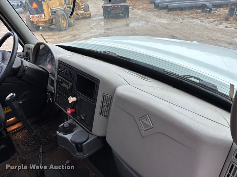 image for item ED2409 2009 International WorkStar 7500 truck cab and chassis