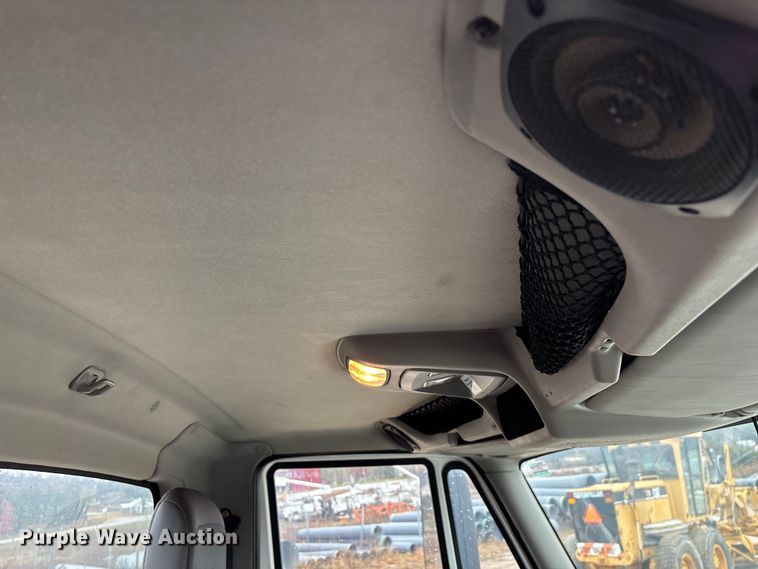 image for item ED2409 2009 International WorkStar 7500 truck cab and chassis