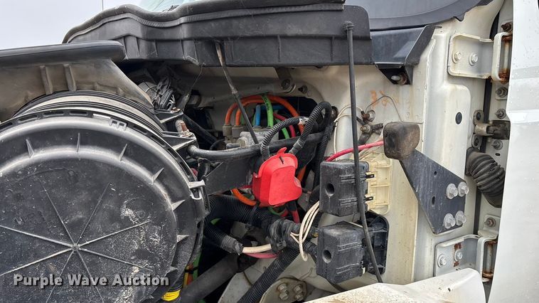 image for item ED2409 2009 International WorkStar 7500 truck cab and chassis