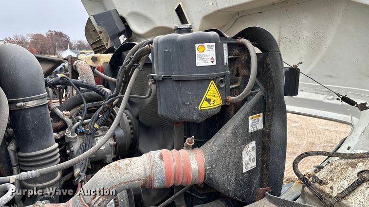 image for item ED2409 2009 International WorkStar 7500 truck cab and chassis