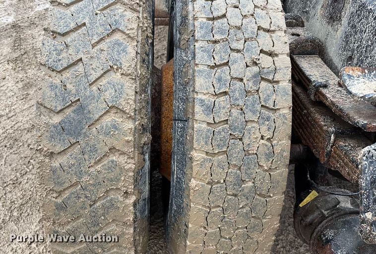 image for item ED2409 2009 International WorkStar 7500 truck cab and chassis