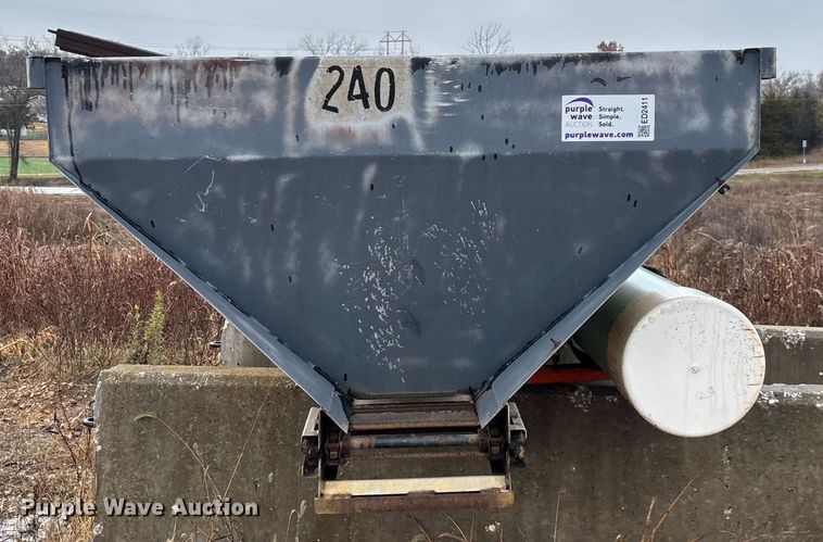 image for item ED2411 Hi-Way Super-P-9 spreader