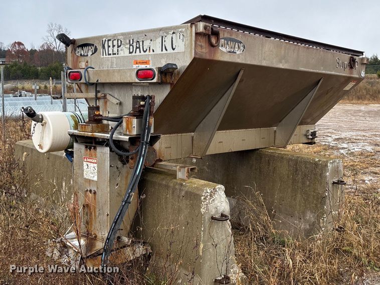 image for item ED2411 Hi-Way Super-P-9 spreader