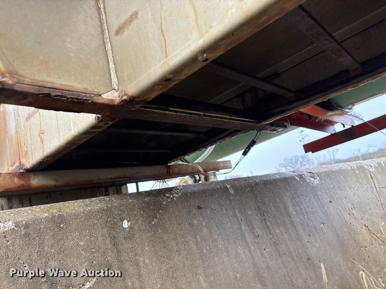 image for item ED2411 Hi-Way Super-P-9 spreader