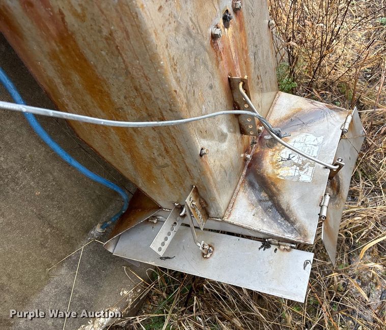 image for item ED2411 Hi-Way Super-P-9 spreader