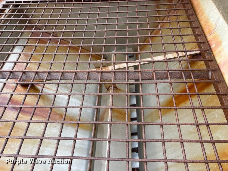 image for item ED2411 Hi-Way Super-P-9 spreader