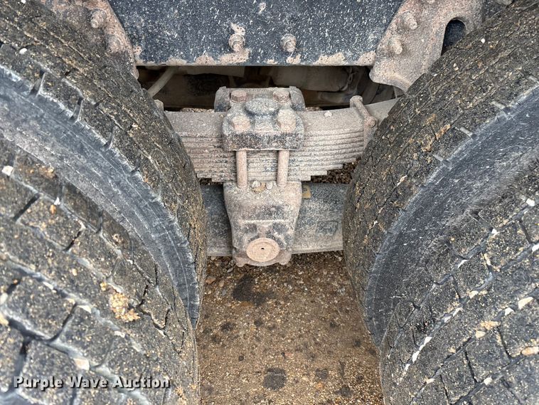 image for item ED2413 2006 International 7500 dump truck