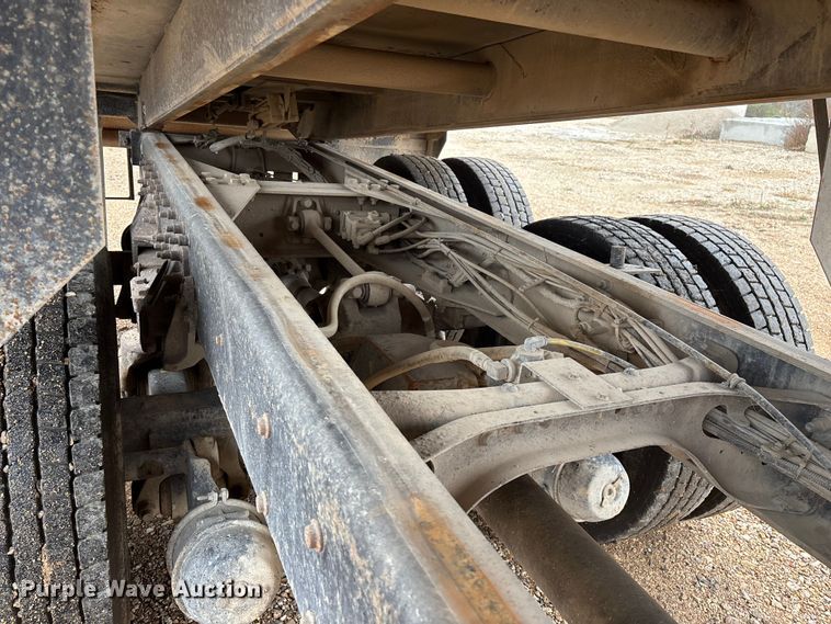 image for item ED2413 2006 International 7500 dump truck