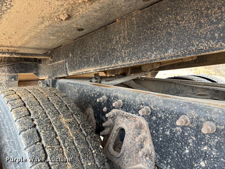 image for item ED2413 2006 International 7500 dump truck