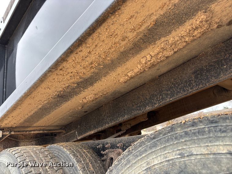 image for item ED2413 2006 International 7500 dump truck