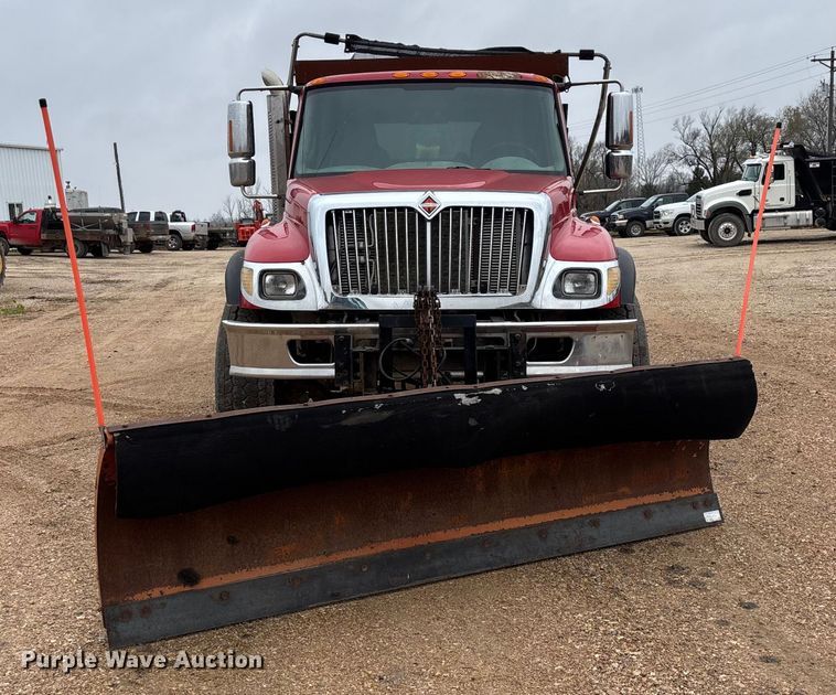 image for item ED2413 2006 International 7500 dump truck