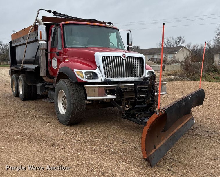 image for item ED2413 2006 International 7500 dump truck
