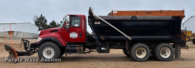 image for item ED2413 2006 International 7500 dump truck
