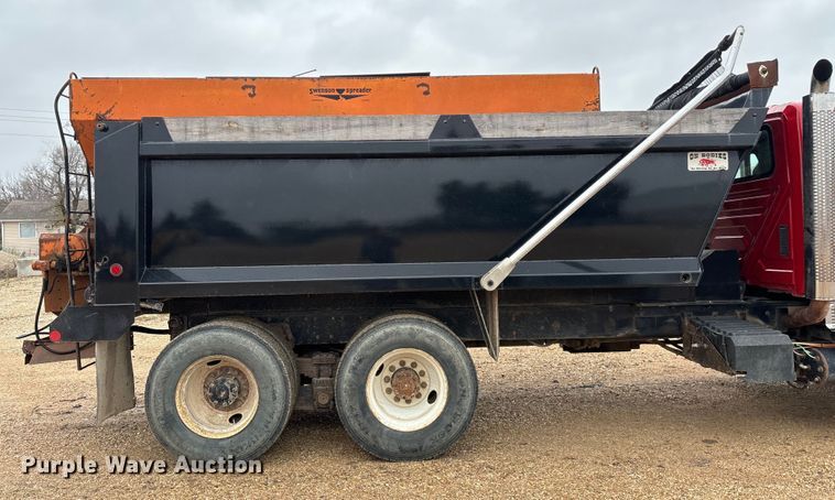 image for item ED2413 2006 International 7500 dump truck