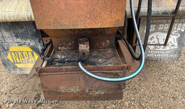 image for item ED2413 2006 International 7500 dump truck