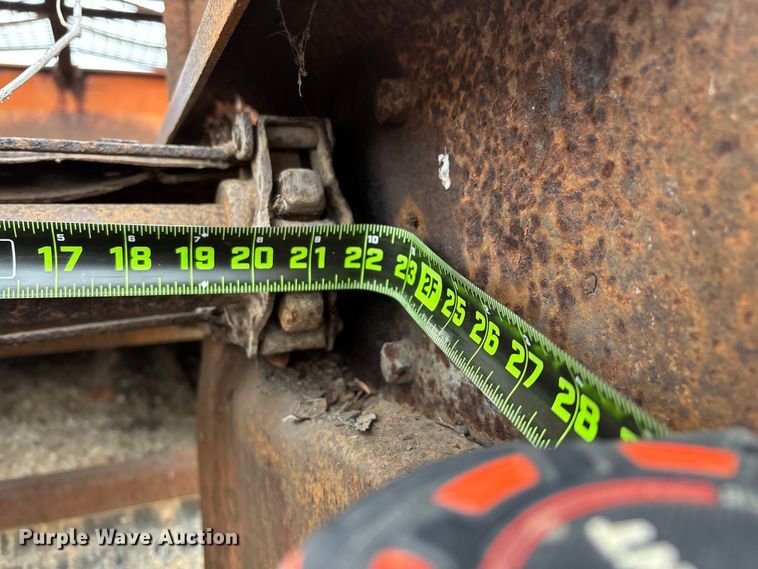 image for item ED2413 2006 International 7500 dump truck