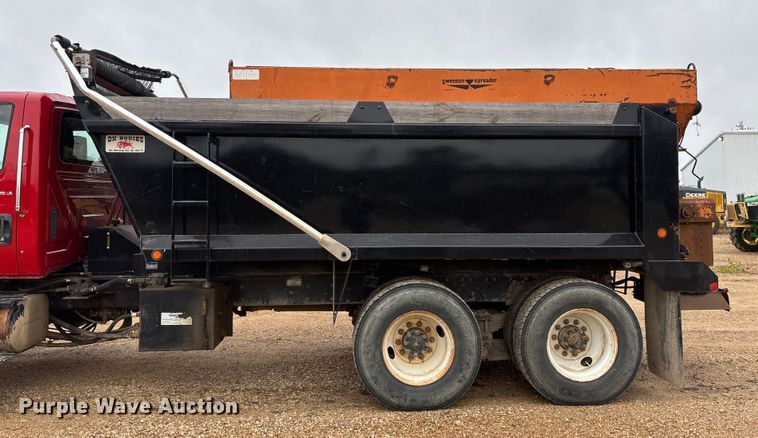 image for item ED2413 2006 International 7500 dump truck