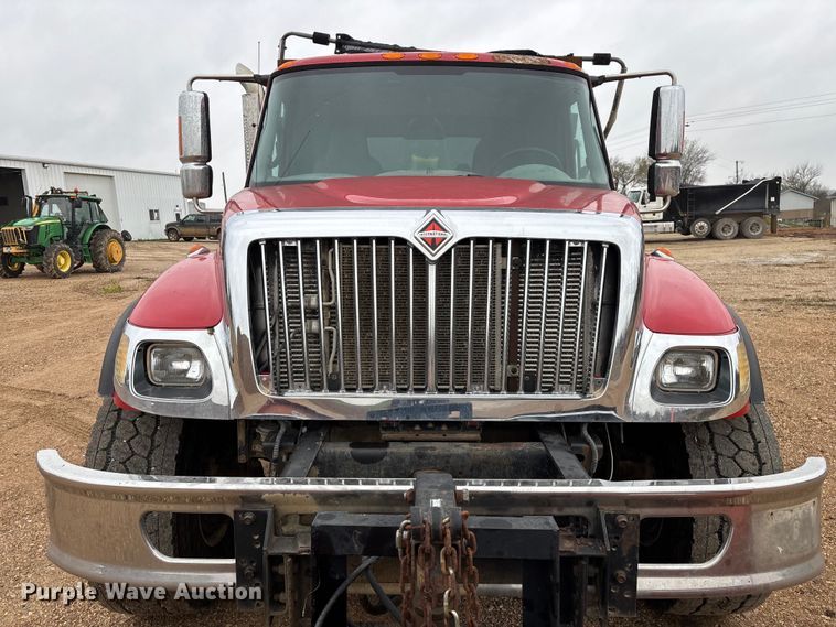 image for item ED2413 2006 International 7500 dump truck