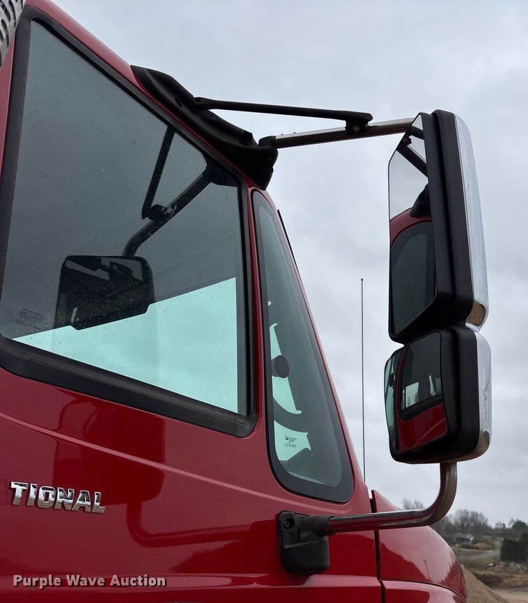 image for item ED2413 2006 International 7500 dump truck