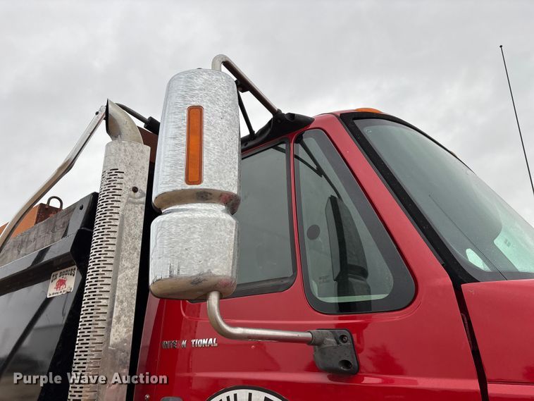 image for item ED2413 2006 International 7500 dump truck