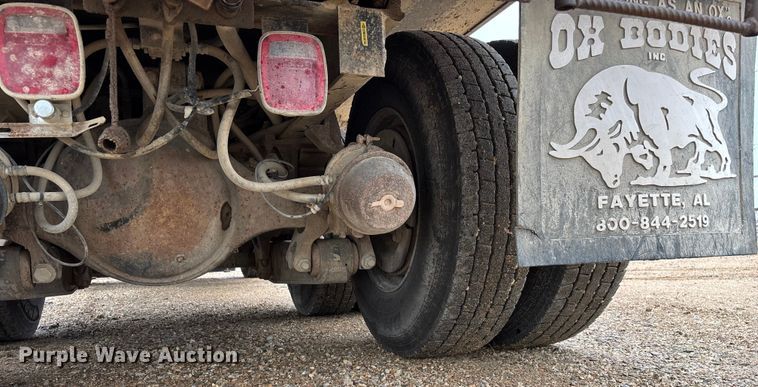 image for item ED2413 2006 International 7500 dump truck