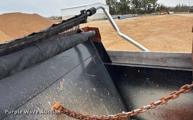 image for item ED2413 2006 International 7500 dump truck