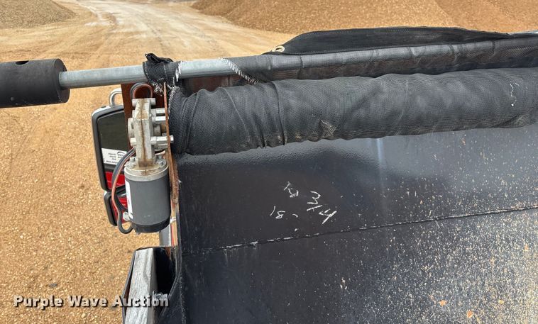 image for item ED2413 2006 International 7500 dump truck