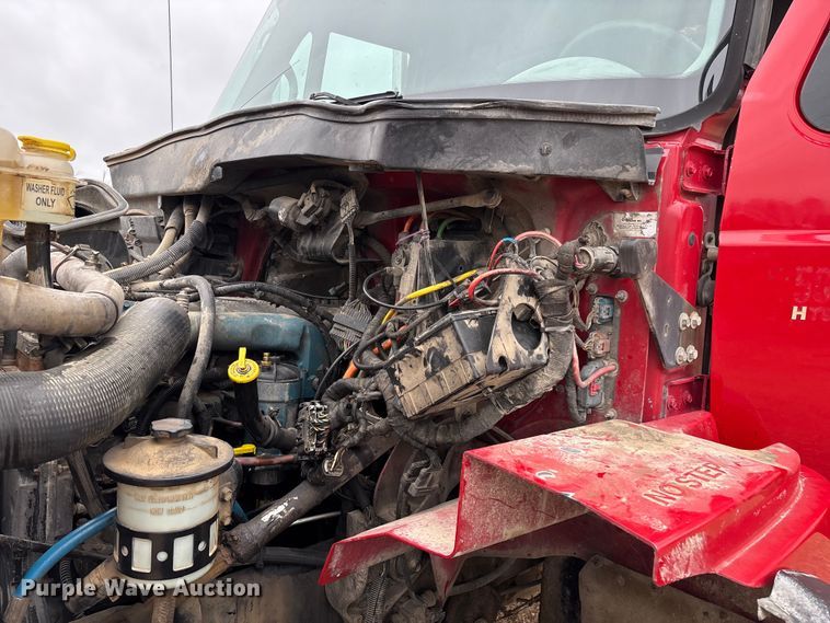 image for item ED2413 2006 International 7500 dump truck