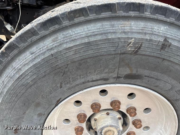 image for item ED2413 2006 International 7500 dump truck