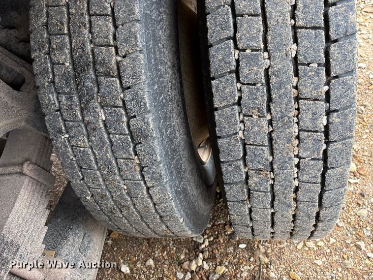 image for item ED2413 2006 International 7500 dump truck