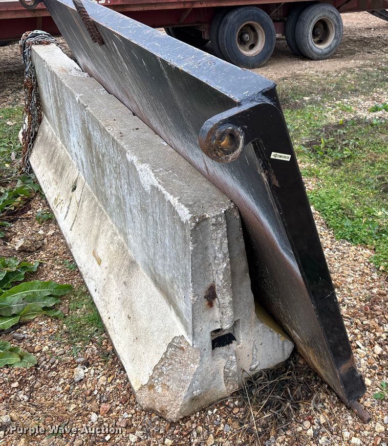 image for item ED2413 2006 International 7500 dump truck