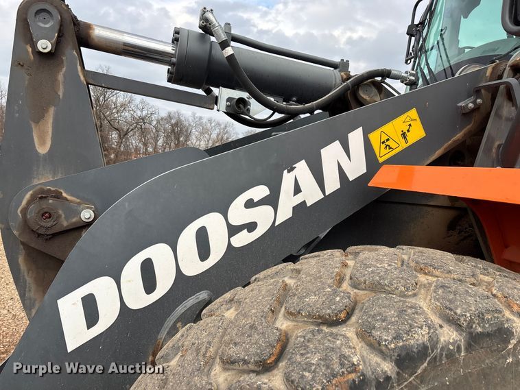 image for item ED2414 2018 Doosan DL280-5 wheel loader