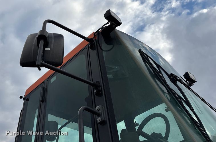 image for item ED2414 2018 Doosan DL280-5 wheel loader