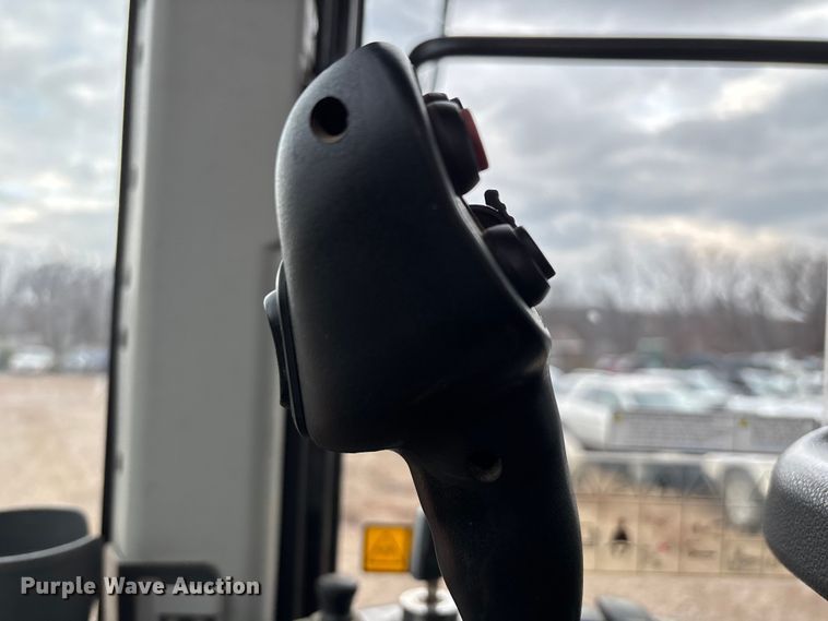 image for item ED2414 2018 Doosan DL280-5 wheel loader