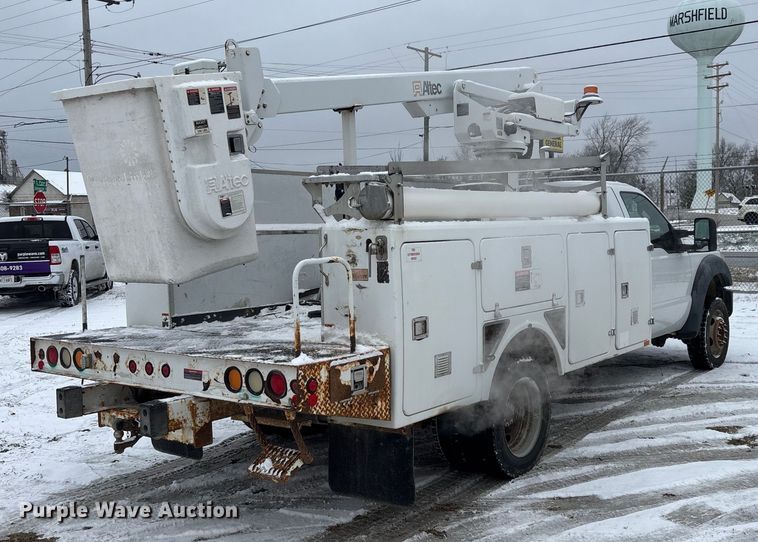 CAMIóN CON CANASTILLA 2011 FORD ALTEC