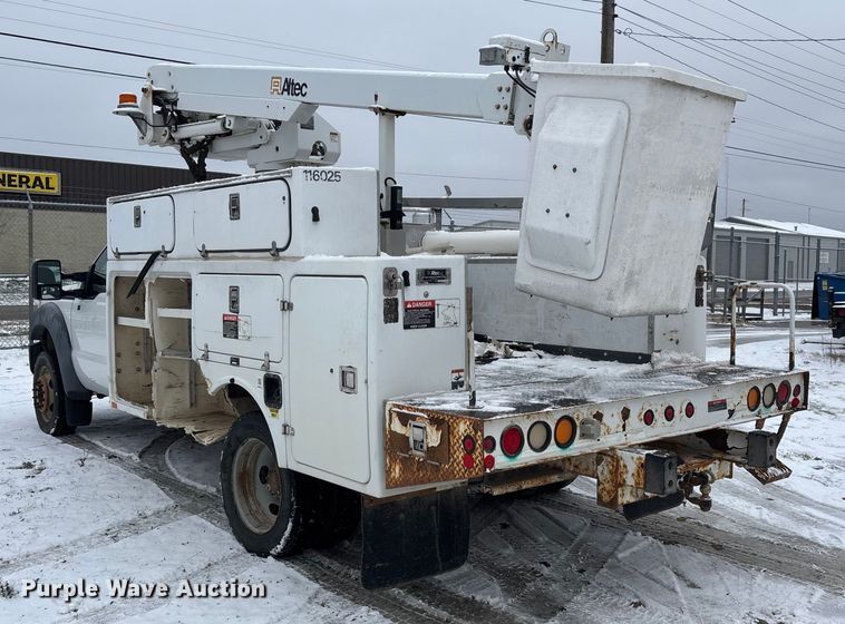 image for item ED2418 2011 Ford F450 Super Duty bucket truck