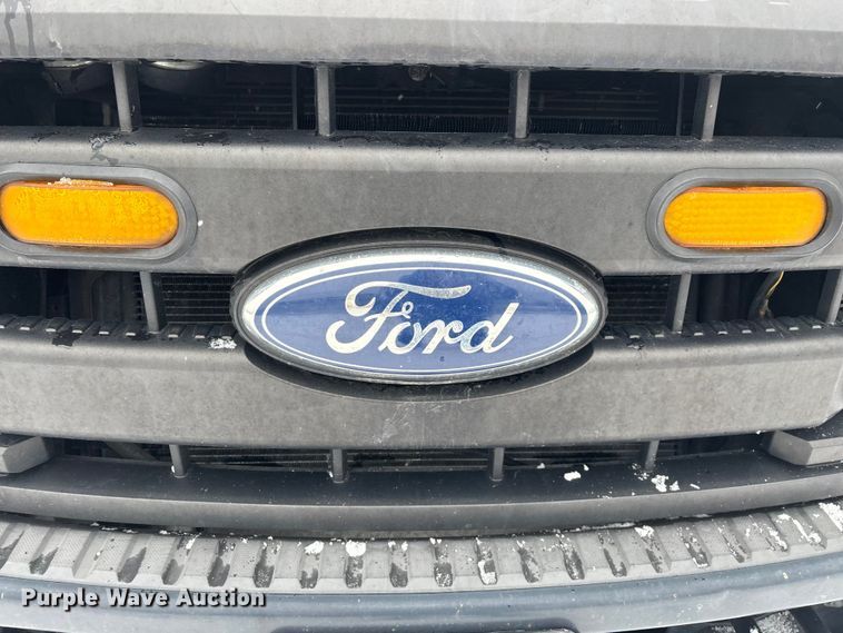 image for item ED2418 2011 Ford F450 Super Duty bucket truck