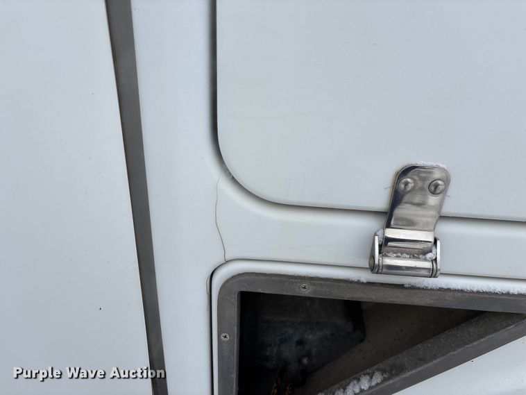 image for item ED2418 2011 Ford F450 Super Duty bucket truck