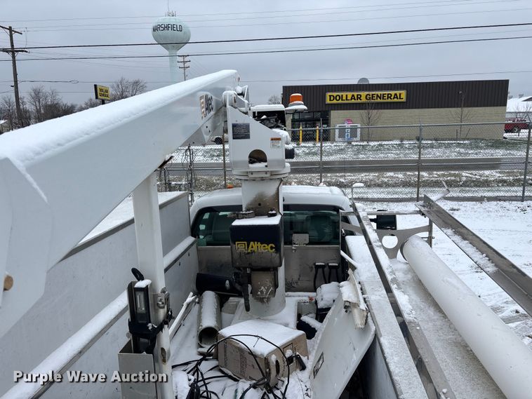 image for item ED2418 2011 Ford F450 Super Duty bucket truck