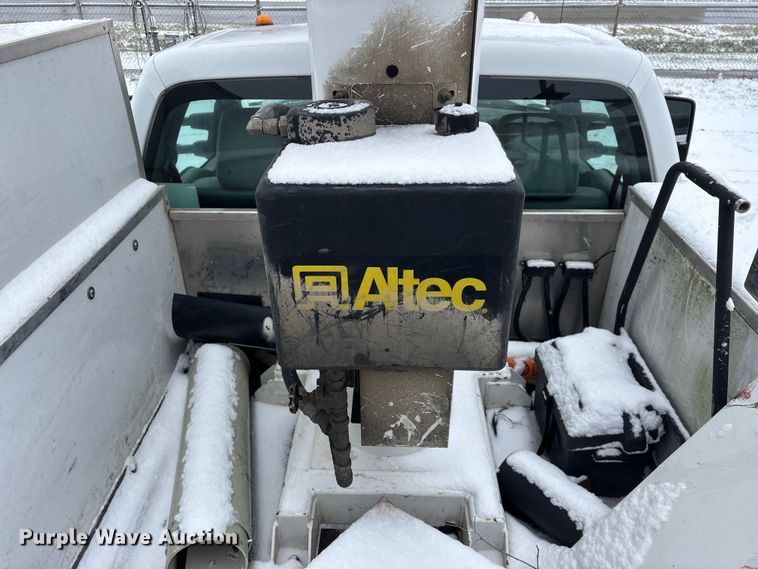 image for item ED2418 2011 Ford F450 Super Duty bucket truck